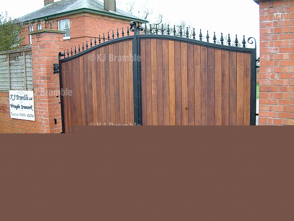 Silkmills Wooden Gates,Taunton,Somerset